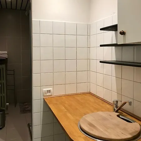 Pensión Cinquesensi Saronno